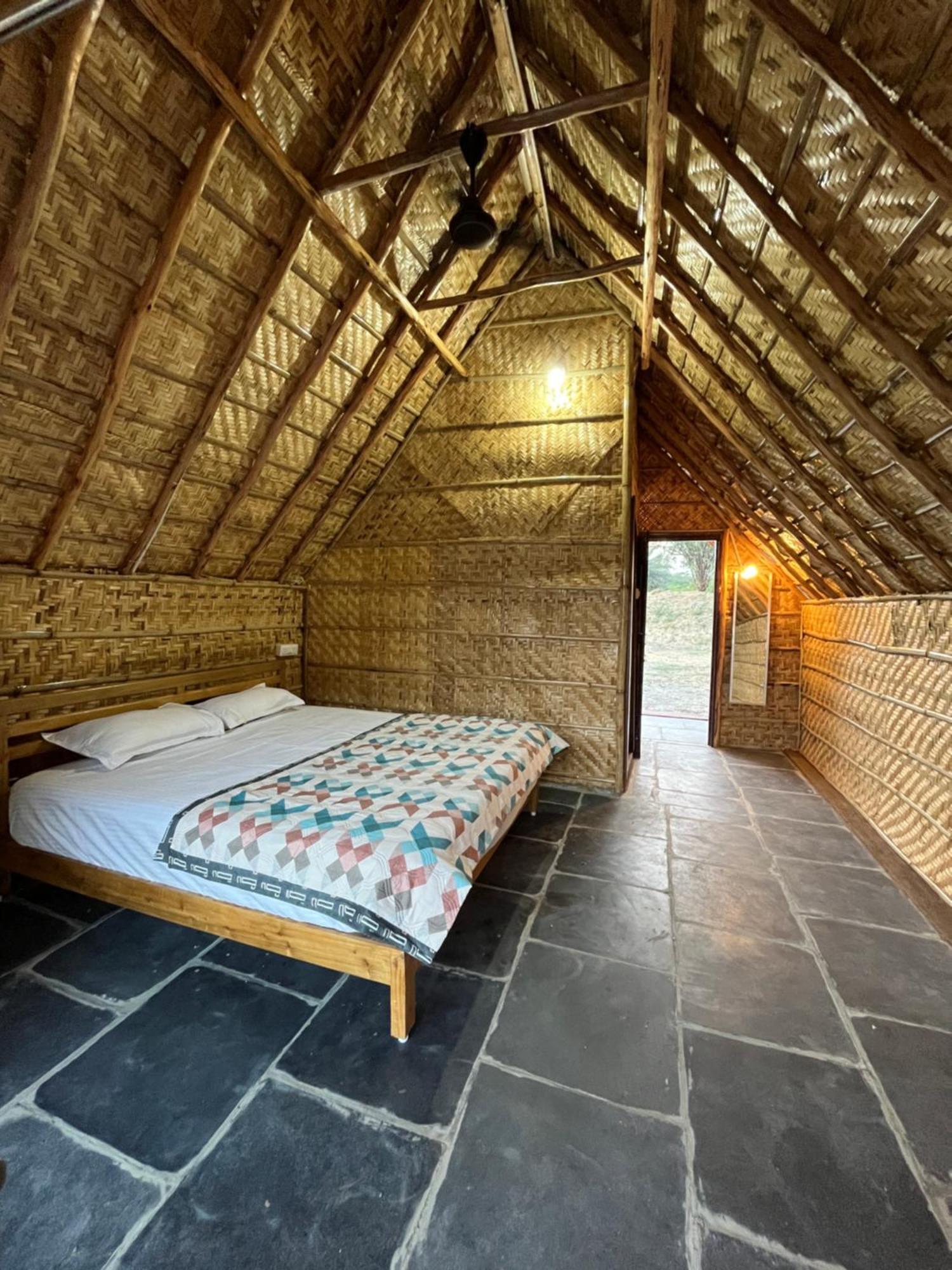 Tropical Hampi Hotel Exterior photo