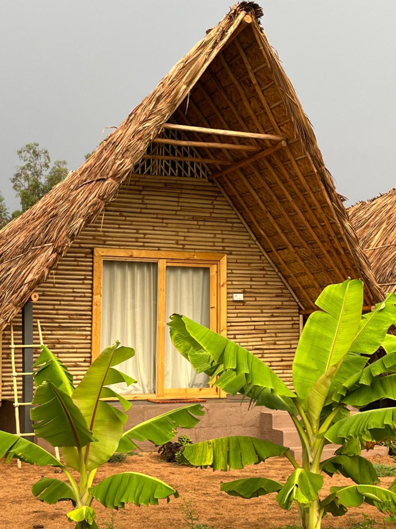 Tropical Hampi Hotel Exterior photo